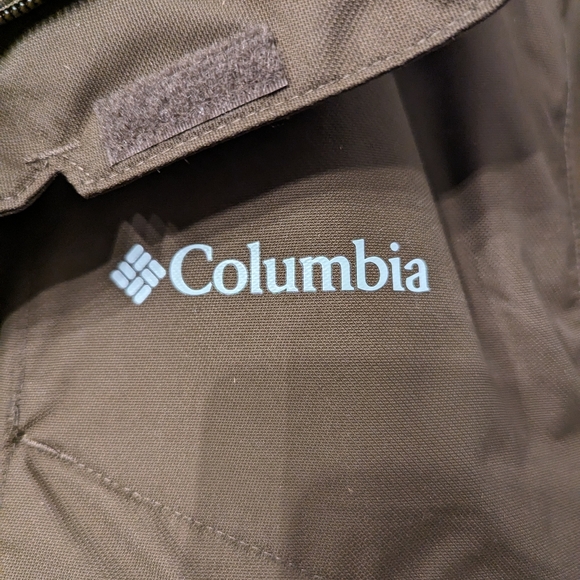 Columbia size Large Omni-tech multilayer coat with hood - Picture 3 of 6